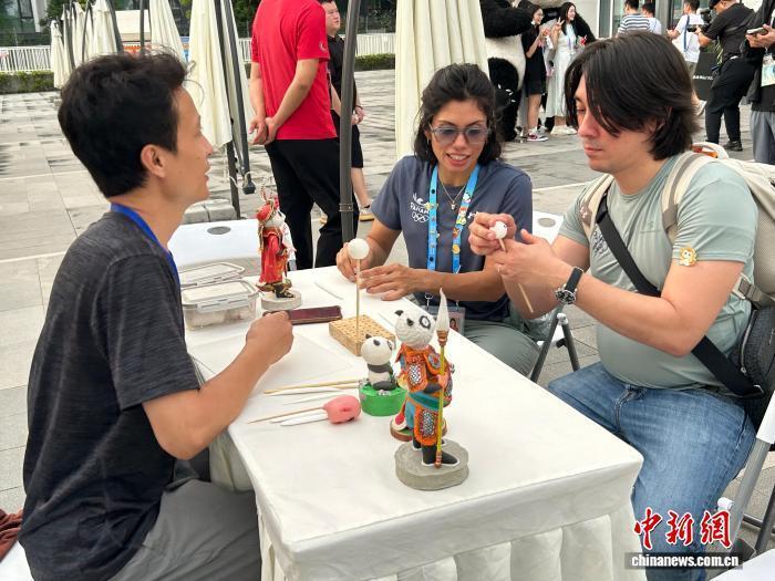 合影, 员带来惊喜, 但看到这么