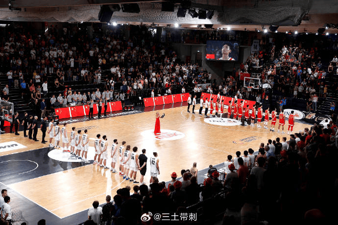 媒体人晒照, AA, KCly