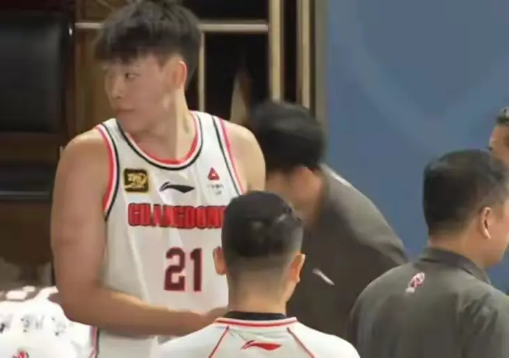 src, src, 刻他敢于出