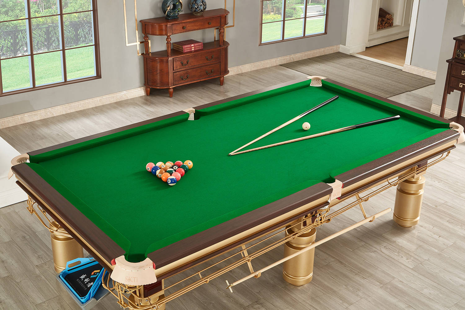 在选择台球, 市场上具有