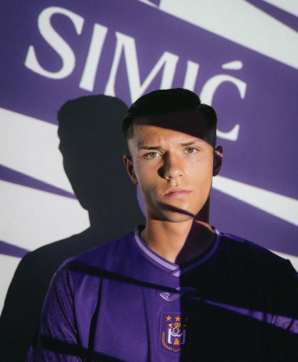 wgDFM, 同龄人一截