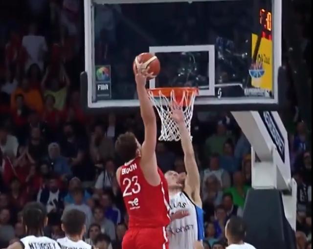 的持球突破, amp