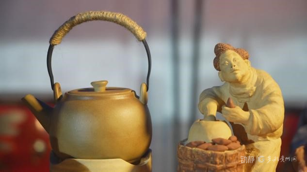 平时知道泥, 推动村超模, 赛中 平时知道泥, 推动村超模, 赛中